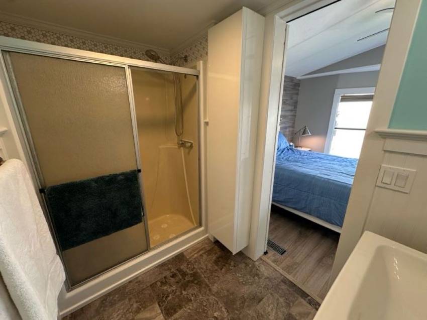 681 Lake Henry a Winter Haven, FL Mobile or Manufactured Home for Sale